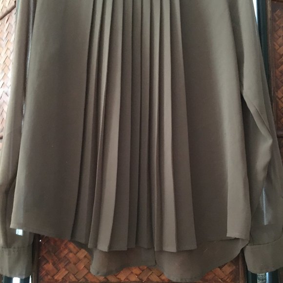 F21 Brown Pleated Button Down Dress Shirt - Picture 13 of 13